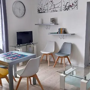  Appartement 201, Les Ambassadeurs